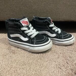 Toddler Sk8-Hi Zip Shoe Vans